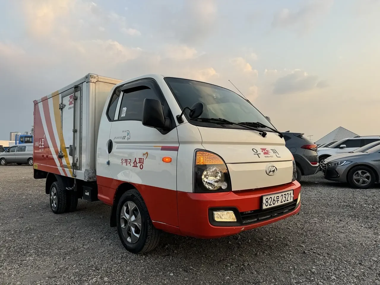 HYUNDAI PORTER 2018 / CAJON SIMPLE 1TON / AUTOMATICA / DIESEL